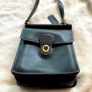 Small vintage Coach black leather bag